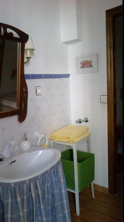 Hostal Los Aromas Villena Ruang foto