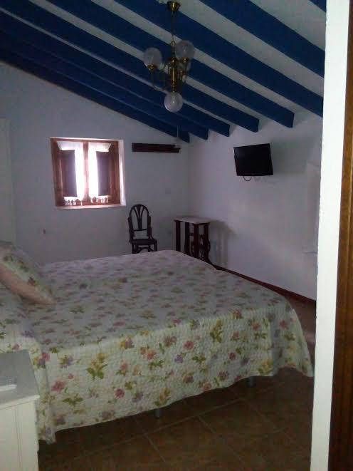 Hostal Los Aromas Villena Bagian luar foto